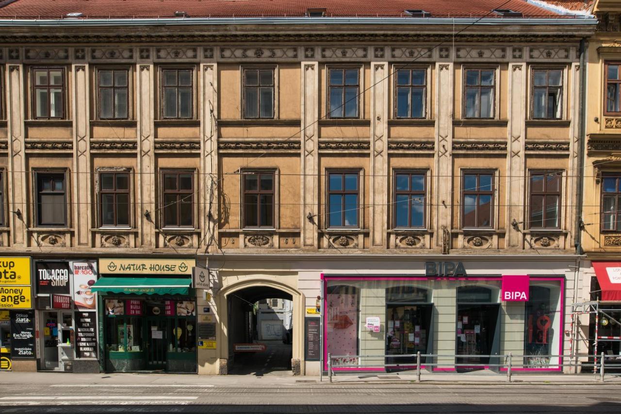 Smile&Love Republic Zagreb Center Exterior foto