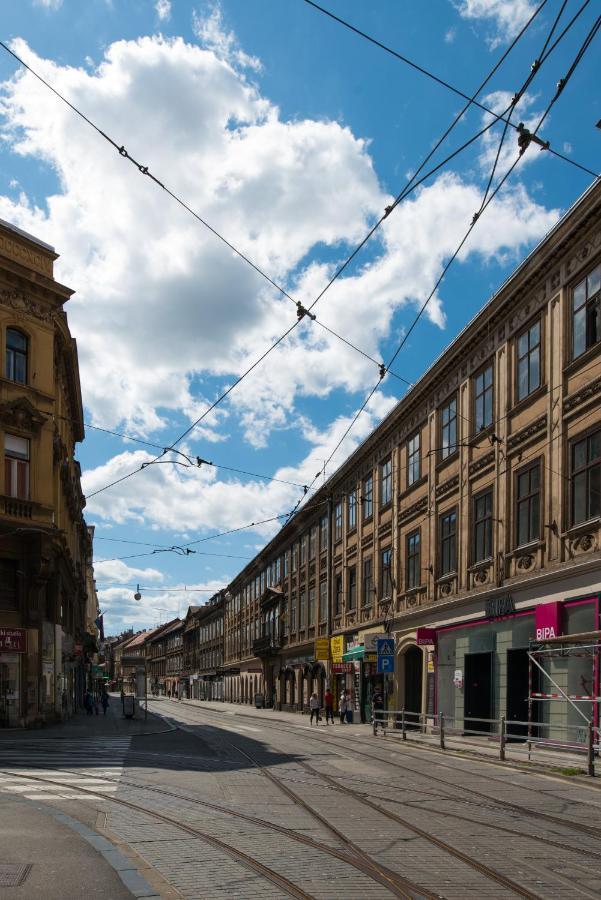 Smile&Love Republic Zagreb Center Exterior foto